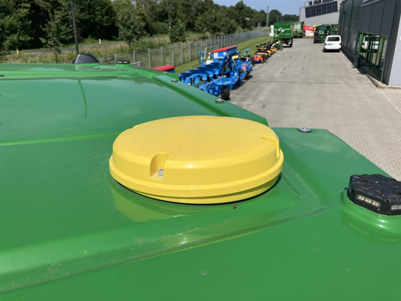 John Deere 8R 340 - Máy cày: hình 4 John Deere 8R 340 - Máy cày: hình 4