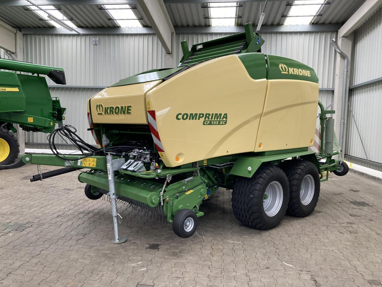 Krone CF 155 XC - Máy đóng kiện tròn: hình 1 Krone CF 155 XC - Máy đóng kiện tròn: hình 1