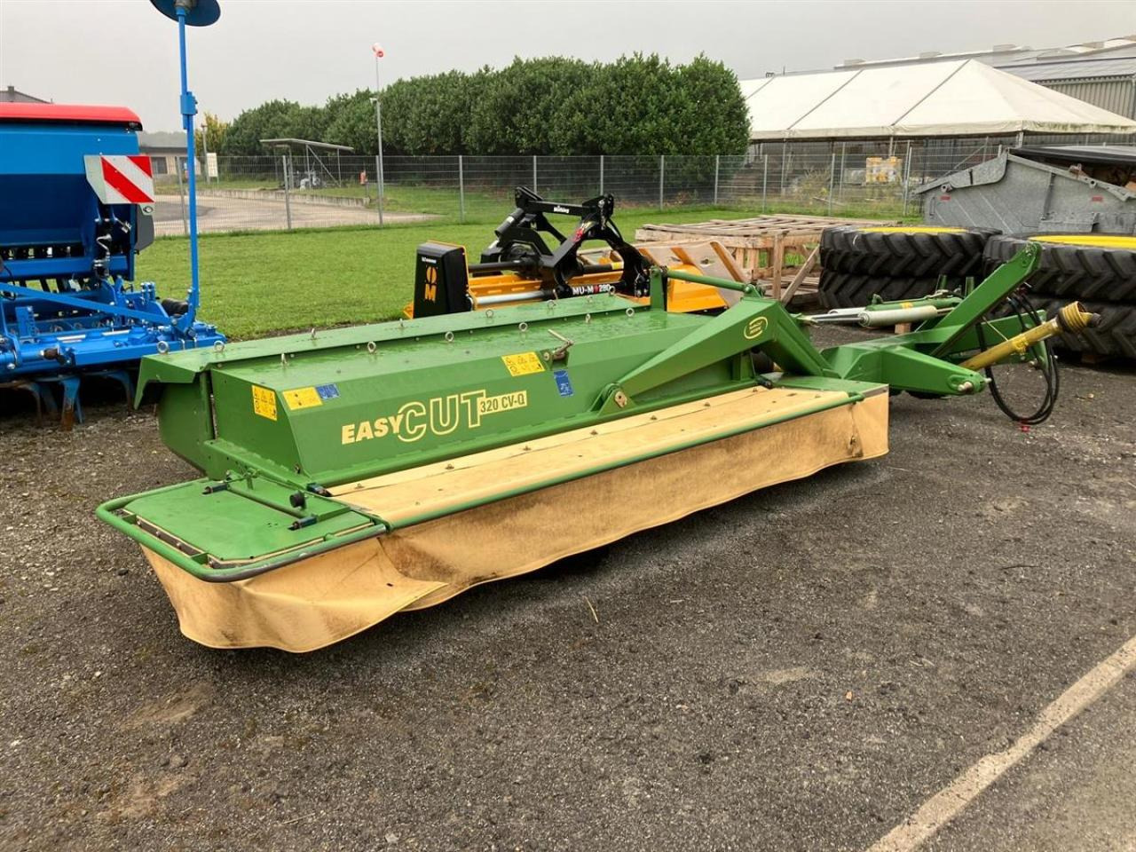 Krone EC 320 CV-Q - Máy cắt cỏ: hình 2 Krone EC 320 CV-Q - Máy cắt cỏ: hình 2