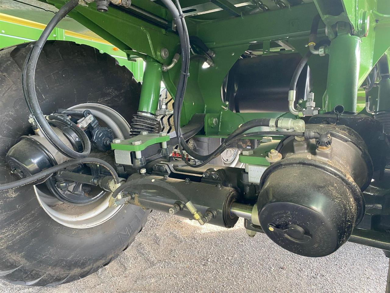 Krone TX 460 D - Toa kéo nhỏng/ Xe đổ: hình 4 Krone TX 460 D - Toa kéo nhỏng/ Xe đổ: hình 4