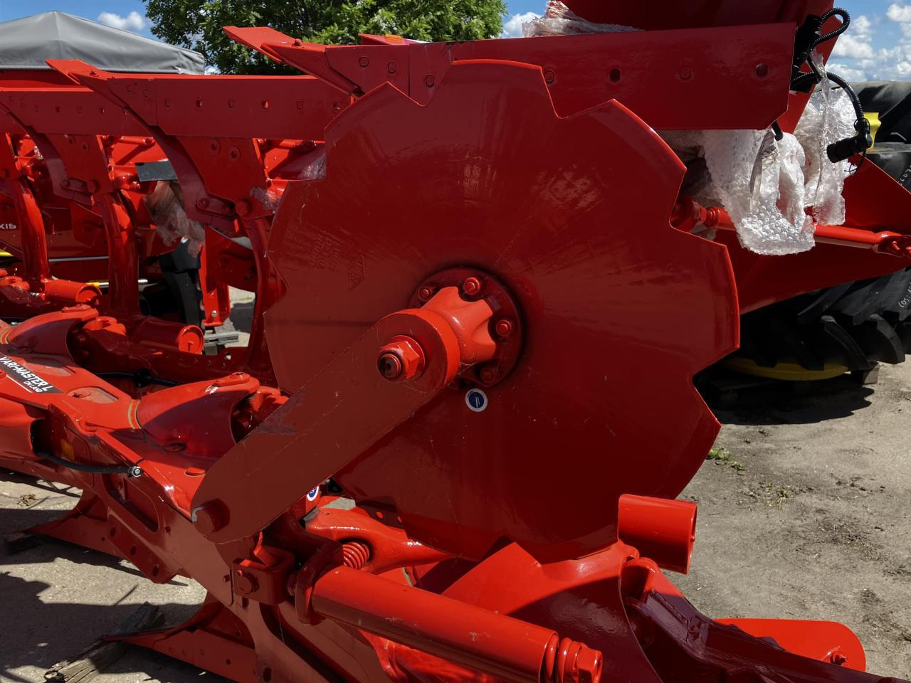Kuhn Vari-Master L5E - Cày: hình 5 Kuhn Vari-Master L5E - Cày: hình 5