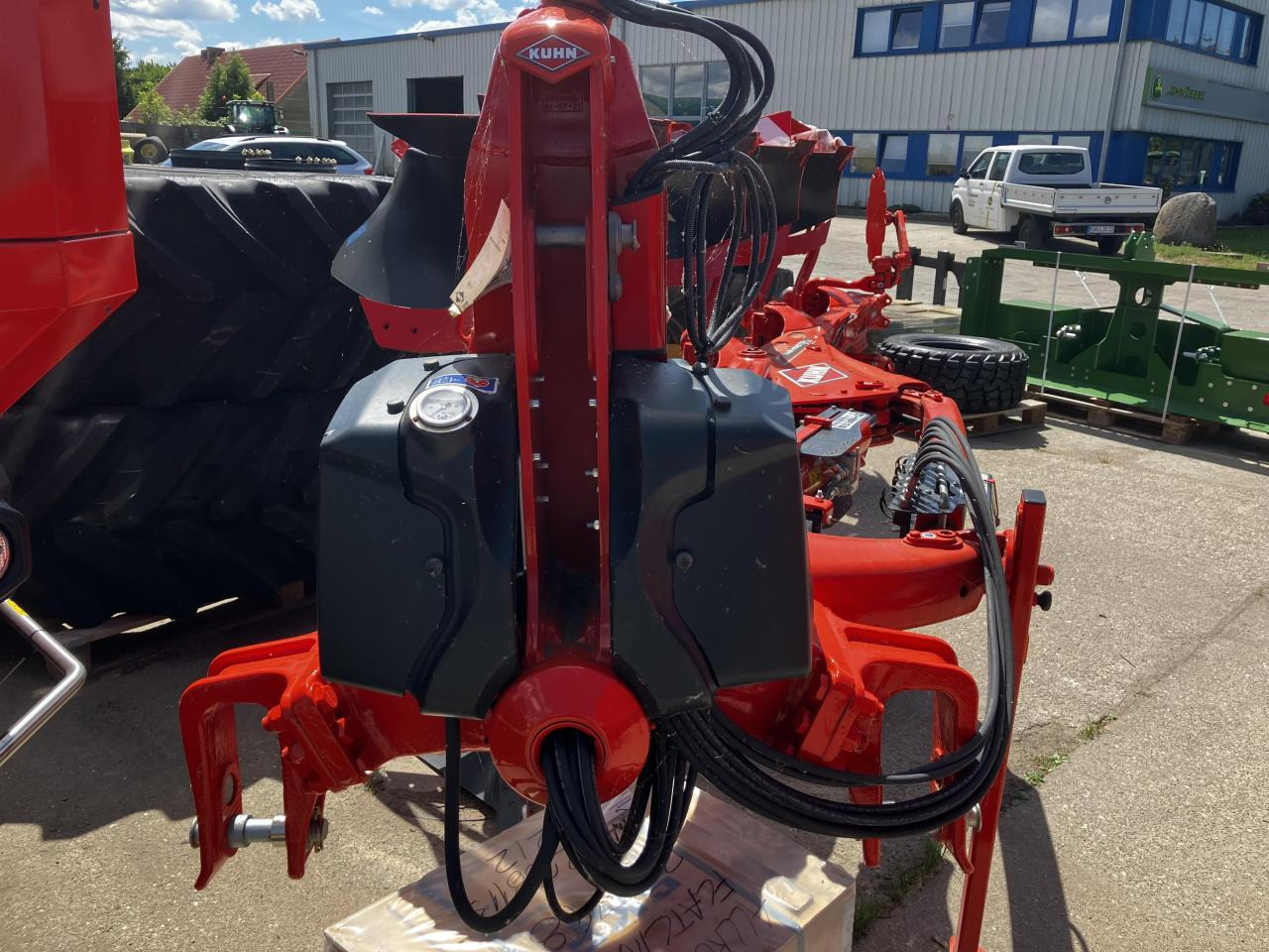 Kuhn Vari-Master L5E - Cày: hình 4 Kuhn Vari-Master L5E - Cày: hình 4