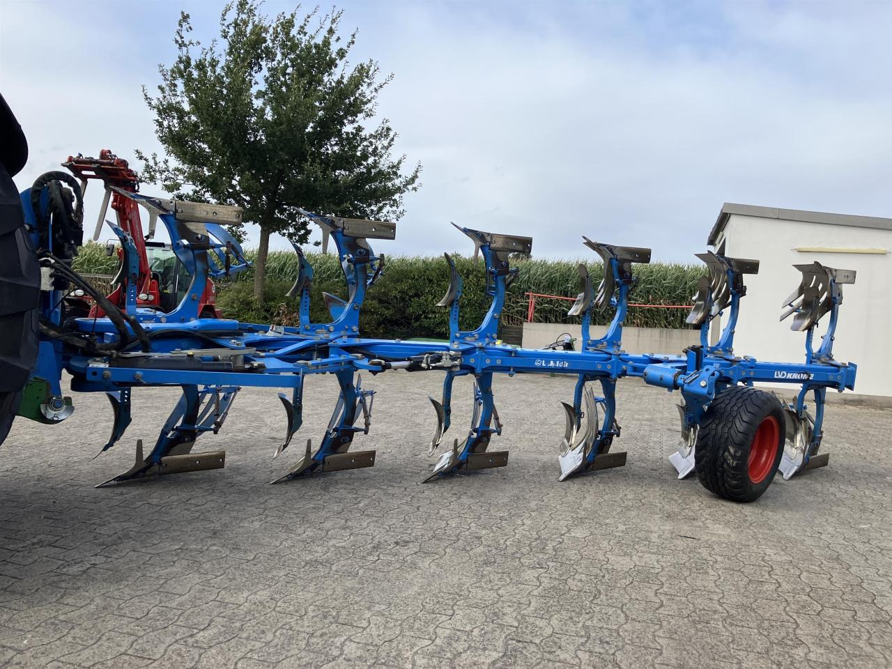 Lemken Juwel 8 MV 5+1 N 100 - Cày: hình 2 Lemken Juwel 8 MV 5+1 N 100 - Cày: hình 2