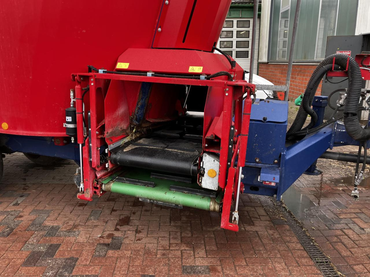 Mayer Trailed Line DUO 18 - Xe trộn thức ăn gia súc: hình 4 Mayer Trailed Line DUO 18 - Xe trộn thức ăn gia súc: hình 4