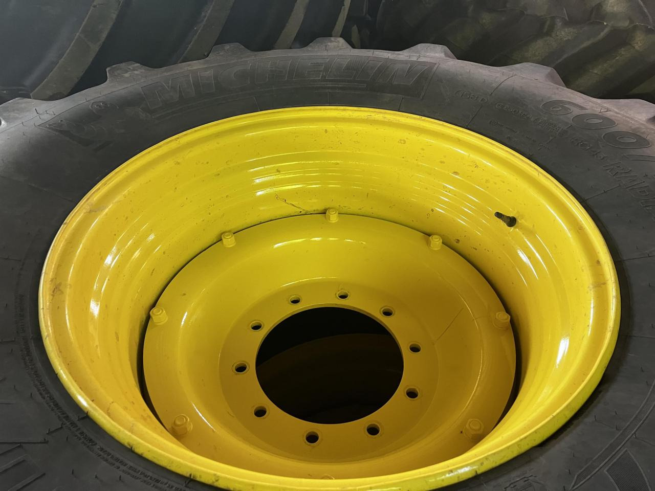 Michelin 600/70R30 - Lốp cho Máy móc nông nghiệp: hình 5 Michelin 600/70R30 - Lốp cho Máy móc nông nghiệp: hình 5