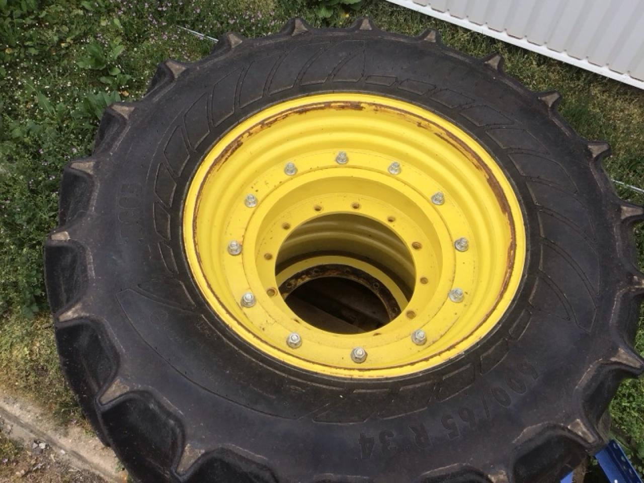 Mitas 680/80R42 - Lốp cho Máy móc nông nghiệp: hình 1 Mitas 680/80R42 - Lốp cho Máy móc nông nghiệp: hình 1