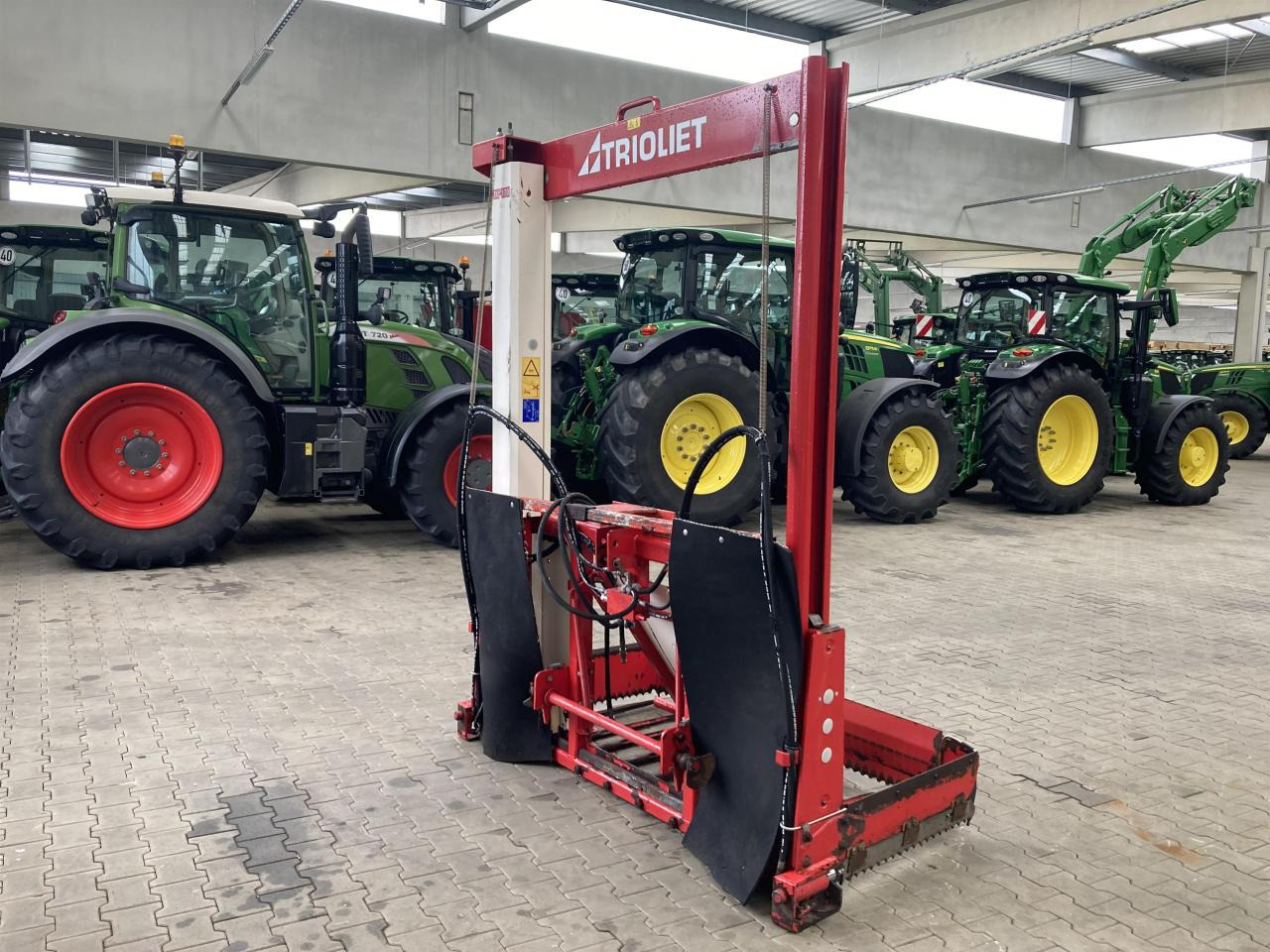 Trioliet TU 170 - Trang thiết bị gia súc: hình 2 Trioliet TU 170 - Trang thiết bị gia súc: hình 2