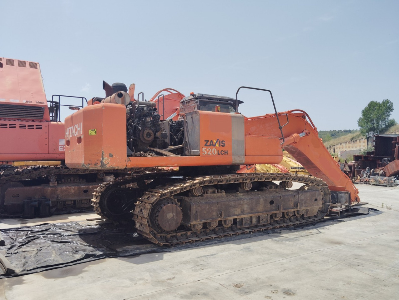 EXCAVADORA HITACHI ZX520LCH-3 - Máy xúc bánh xích: hình 2 EXCAVADORA HITACHI ZX520LCH-3 - Máy xúc bánh xích: hình 2