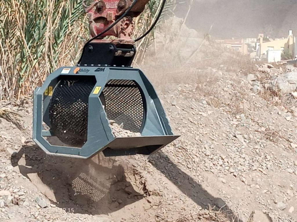 CM Crusher CBR 07 Screening Bucket - Gầu cho Máy xúc lật đa năng: hình 1 CM Crusher CBR 07 Screening Bucket - Gầu cho Máy xúc lật đa năng: hình 1