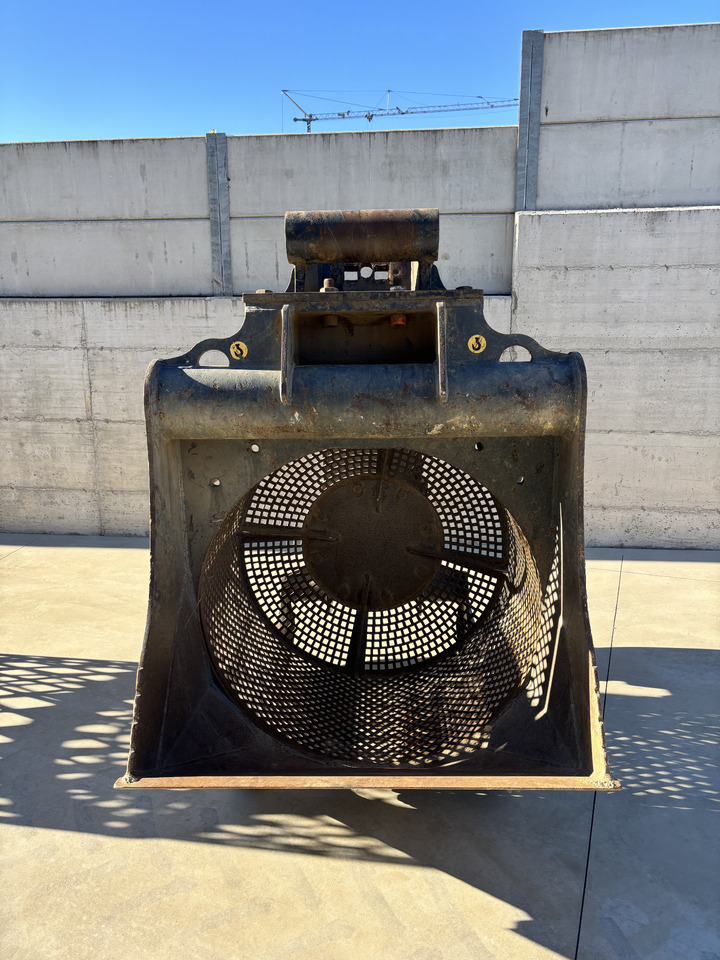 VTN SR10 screening bucket - USED - Gầu cho Máy xúc: hình 2 VTN SR10 screening bucket - USED - Gầu cho Máy xúc: hình 2