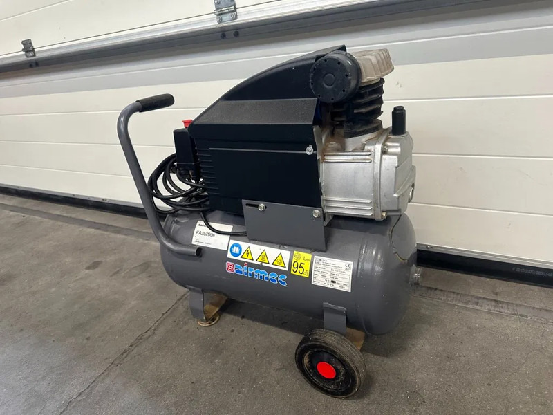 Airmec Fiac BXA 25200 Elektrische Zuigercompressor 2 PK 150 L / min 8 Bar - Máy nén khí: hình 4 Airmec Fiac BXA 25200 Elektrische Zuigercompressor 2 PK 150 L / min 8 Bar - Máy nén khí: hình 4
