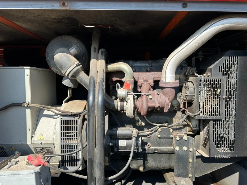 Bộ phát điện Atlas-Copco QAS 60 Perkins Stamford 60 kVA Silent Rental generatorset: hình 9