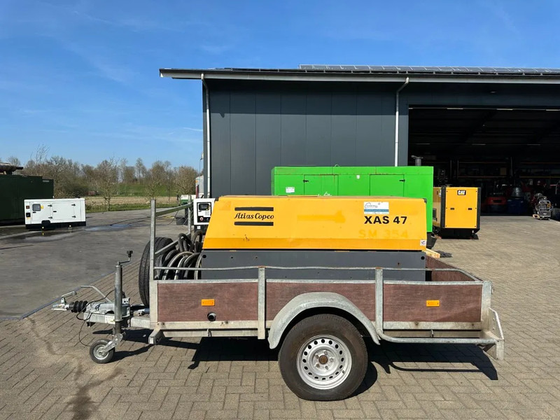 Atlas-Copco XAS 47 DD Deutz 2.6 m3 / min 7 Bar 21 kW Mobiele Diesel Compressor op aanhanger - Máy nén khí: hình 1 Atlas-Copco XAS 47 DD Deutz 2.6 m3 / min 7 Bar 21 kW Mobiele Diesel Compressor op aanhanger - Máy nén khí: hình 1