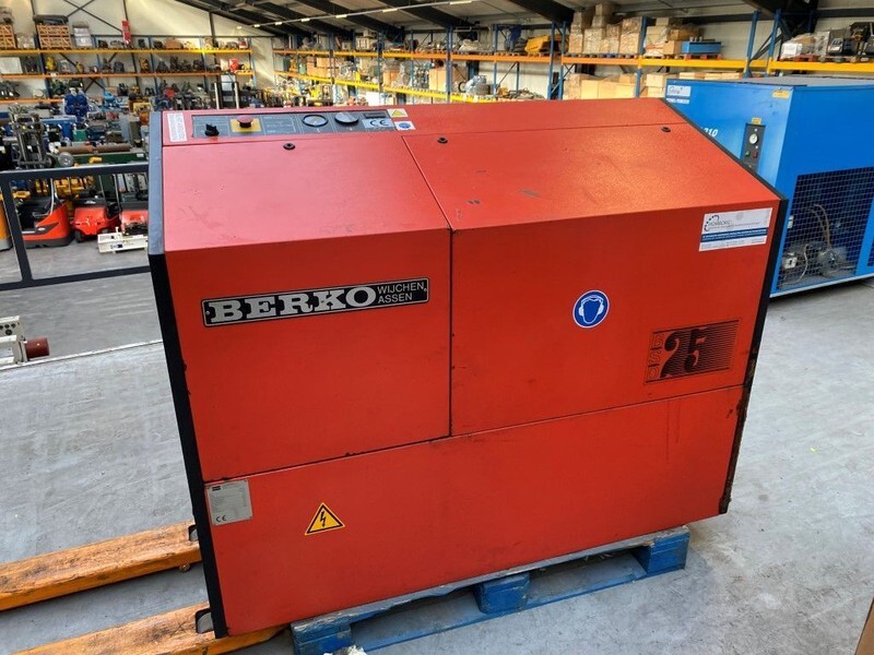 BERKO BSD 25 18.5 kW 2400 L / min 8 Bar Silent Elektrische Schroefcompressor - Máy nén khí: hình 5 BERKO BSD 25 18.5 kW 2400 L / min 8 Bar Silent Elektrische Schroefcompressor - Máy nén khí: hình 5