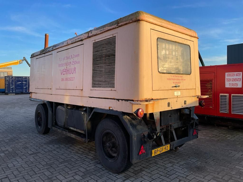 Deutz F12M 716 Bredenoord AEG 250 kVA Silent generatorset op aanhanger - Bộ phát điện: hình 1 Deutz F12M 716 Bredenoord AEG 250 kVA Silent generatorset op aanhanger - Bộ phát điện: hình 1