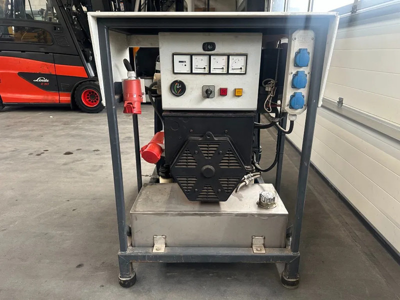 Deutz F2L 1011 Stamford 11 kVA generatorset - Bộ phát điện: hình 3 Deutz F2L 1011 Stamford 11 kVA generatorset - Bộ phát điện: hình 3
