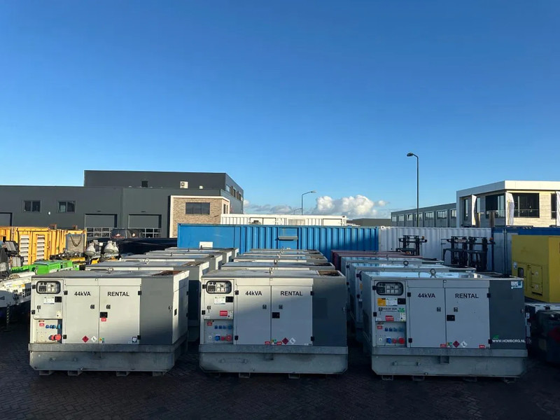 Europower EPUS44TDE Kubota Leroy Somer 44 kVA Supersilent Rental generatorset - Bộ phát điện: hình 4 Europower EPUS44TDE Kubota Leroy Somer 44 kVA Supersilent Rental generatorset - Bộ phát điện: hình 4