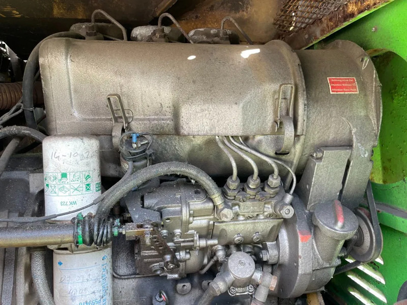Grove MZ90 Deutz F3L912 Diesel 4 x 4 Telescoophoogwerker 27.6 meter werkhoogte - Xe nâng người hình viễn vọng kính: hình 5 Grove MZ90 Deutz F3L912 Diesel 4 x 4 Telescoophoogwerker 27.6 meter werkhoogte - Xe nâng người hình viễn vọng kính: hình 5
