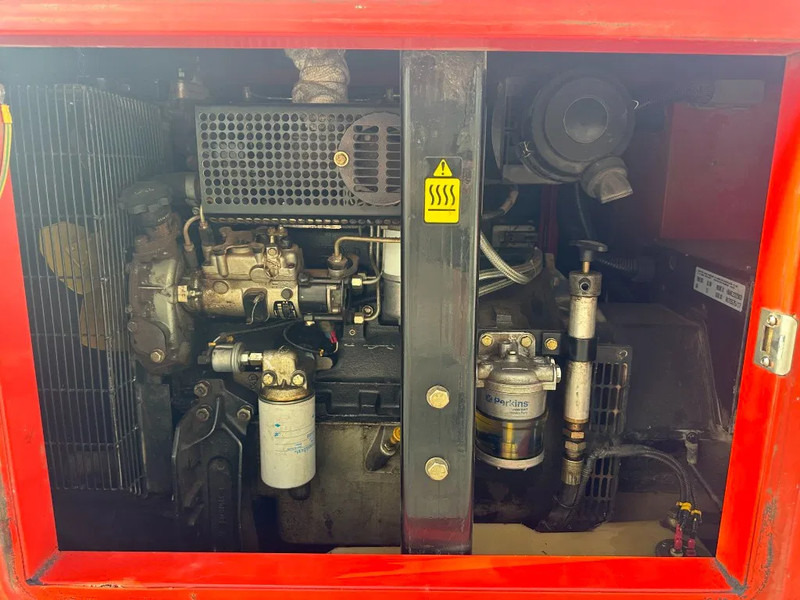 Himoinsa HPW 28 Perkins 28 kVA Silent generatorset - Bộ phát điện: hình 4 Himoinsa HPW 28 Perkins 28 kVA Silent generatorset - Bộ phát điện: hình 4
