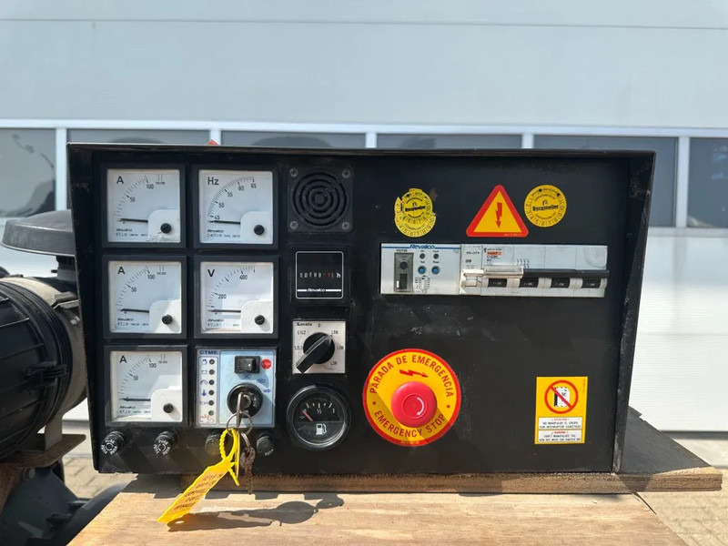 Himoinsa Iveco FPT NEF 45 Stamford 60 kVA noodstroom generatorset - Bộ phát điện: hình 5 Himoinsa Iveco FPT NEF 45 Stamford 60 kVA noodstroom generatorset - Bộ phát điện: hình 5