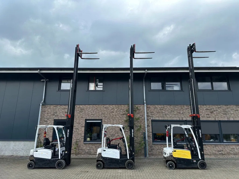 Hyster J1.8XN MWB 1.8 ton Triplex Freelift Sideshift Positioner Elektra Heftruck Accu 2023 - Xe nâng điện: hình 3 Hyster J1.8XN MWB 1.8 ton Triplex Freelift Sideshift Positioner Elektra Heftruck Accu 2023 - Xe nâng điện: hình 3