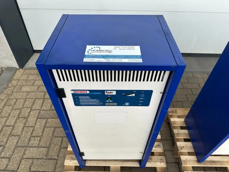 Xe nâng điện Hyster J1.8XN MWB 1.8 ton Triplex Freelift Sideshift Positioner Elektra Heftruck Accu 2023: hình 16 Xe nâng điện Hyster J1.8XN MWB 1.8 ton Triplex Freelift Sideshift Positioner Elektra Heftruck Accu 2023: hình 16