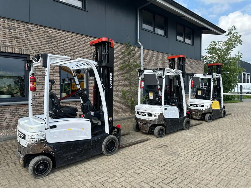 Hyster J1.8XN MWB 1.8 ton Triplex Freelift Sideshift Positioner Elektra Heftruck Accu 2023 - Xe nâng điện: hình 1 Hyster J1.8XN MWB 1.8 ton Triplex Freelift Sideshift Positioner Elektra Heftruck Accu 2023 - Xe nâng điện: hình 1