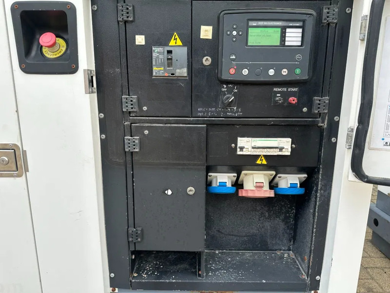 Iveco FPT F32 AM1A Leroy Somer 32 kVA Silent generatorset 28 hours ! - Bộ phát điện: hình 2 Iveco FPT F32 AM1A Leroy Somer 32 kVA Silent generatorset 28 hours ! - Bộ phát điện: hình 2