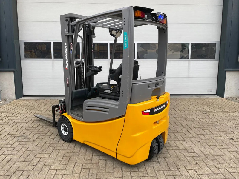 Jungheinrich EFG 216K 1.6 ton Triplex Freelift Sideshift Elektra Heftruck Accu 2020 - Xe nâng: hình 1 Jungheinrich EFG 216K 1.6 ton Triplex Freelift Sideshift Elektra Heftruck Accu 2020 - Xe nâng: hình 1