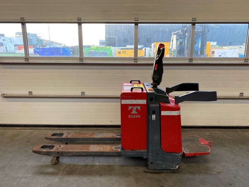 Jungheinrich ERE 20 2 ton Elektrische Pallet truck meerijder - Xe tải nâng pallet: hình 1 Jungheinrich ERE 20 2 ton Elektrische Pallet truck meerijder - Xe tải nâng pallet: hình 1