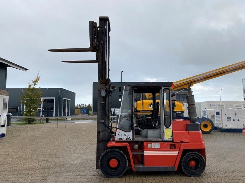 Kalmar DCD 55-6 6 ton Perkins Diesel Sideshift Positioner Freelift Heftruck - Xe nâng diesel: hình 3 Kalmar DCD 55-6 6 ton Perkins Diesel Sideshift Positioner Freelift Heftruck - Xe nâng diesel: hình 3