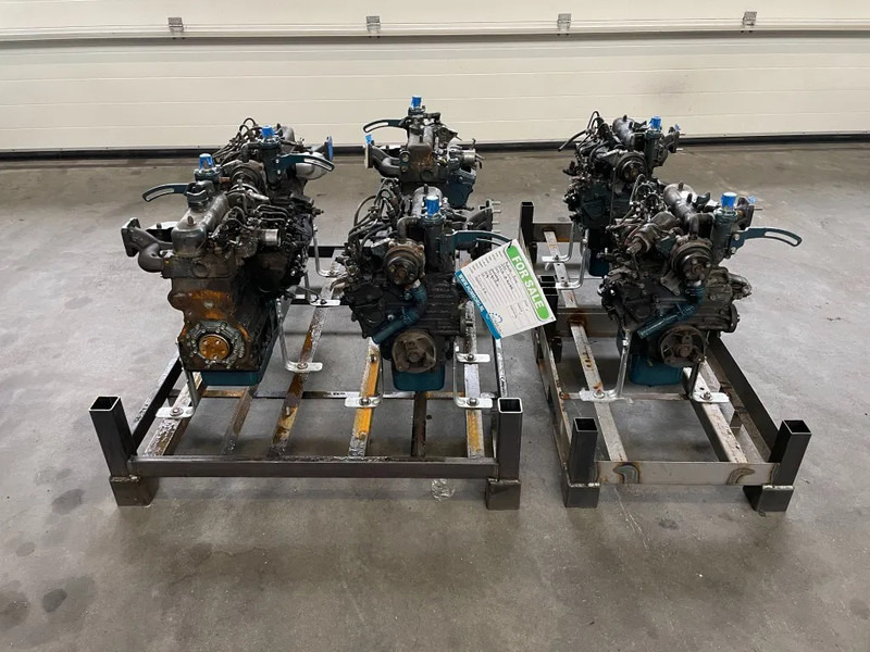 Kubota D722 dieselmotor 3 cilinder 18 PK (4stuks!) - Động cơ cho Thiết bị xử lý vật liệu: hình 2 Kubota D722 dieselmotor 3 cilinder 18 PK (4stuks!) - Động cơ cho Thiết bị xử lý vật liệu: hình 2