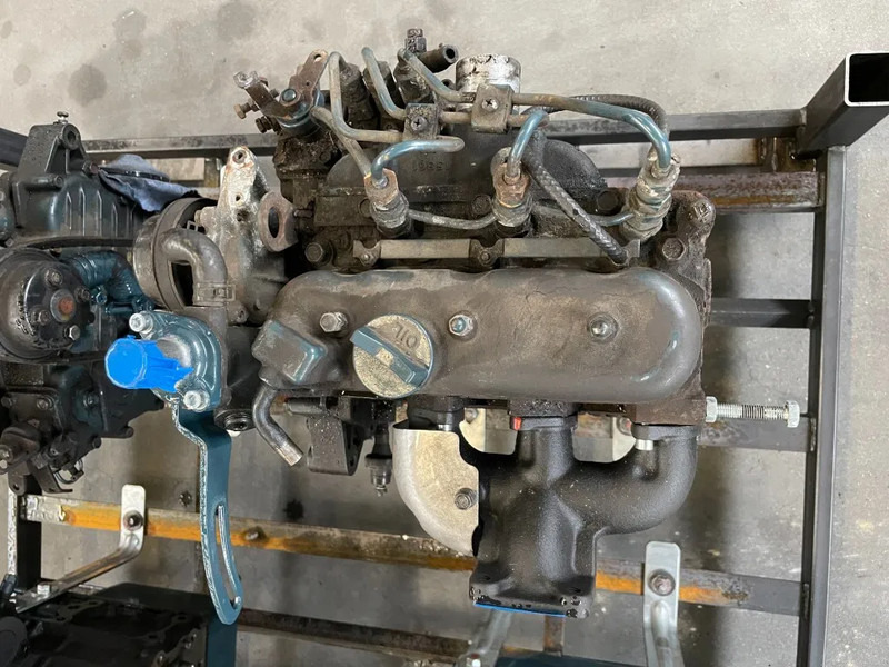 Kubota D722 dieselmotor 3 cilinder 18 PK (4stuks!) - Động cơ cho Thiết bị xử lý vật liệu: hình 4 Kubota D722 dieselmotor 3 cilinder 18 PK (4stuks!) - Động cơ cho Thiết bị xử lý vật liệu: hình 4