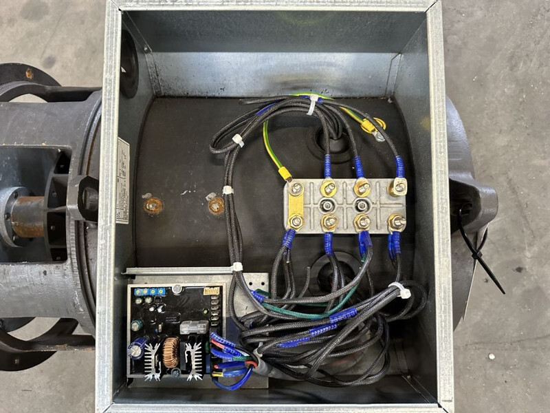 MECC ALTE SPA ECP32 2S4 Generatordeel 35 kVA Alternator as New ! 2018 overstock ! - Bộ phát điện: hình 5 MECC ALTE SPA ECP32 2S4 Generatordeel 35 kVA Alternator as New ! 2018 overstock ! - Bộ phát điện: hình 5