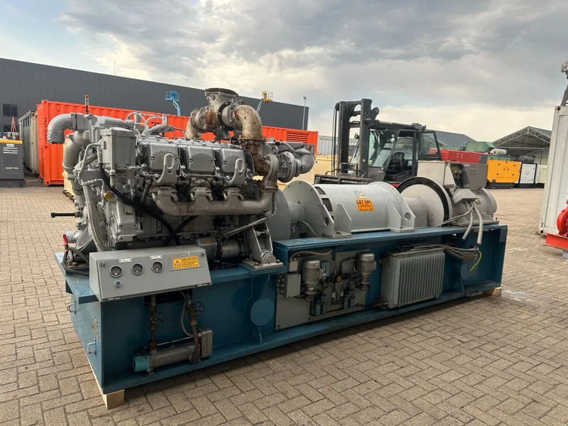 MTU 6V 331 No Break 200 kVA noodstroom generatorset as New ! - Bộ phát điện: hình 5 MTU 6V 331 No Break 200 kVA noodstroom generatorset as New ! - Bộ phát điện: hình 5
