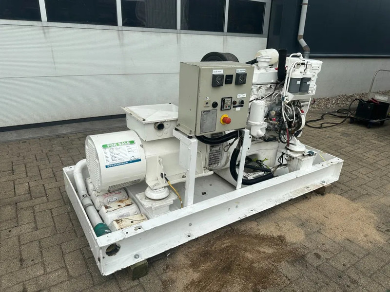 Mercedes-Benz OM 364 MTU 50 kVA Marine Scheepsvaart generatorset - Bộ phát điện: hình 5 Mercedes-Benz OM 364 MTU 50 kVA Marine Scheepsvaart generatorset - Bộ phát điện: hình 5