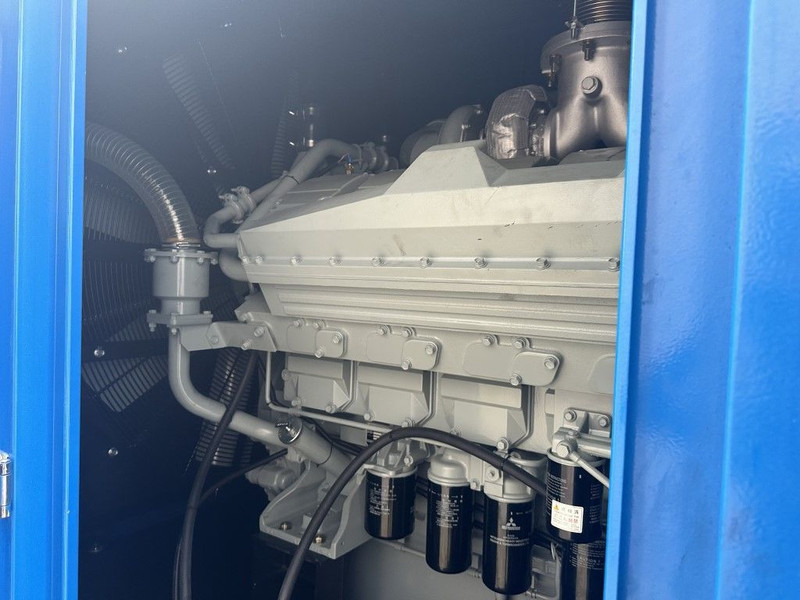 Mitsubishi S12H-PTA Leroy Somer 1100 kVA Supersilent generatorset in 20 ft container New ! - Bộ phát điện: hình 2 Mitsubishi S12H-PTA Leroy Somer 1100 kVA Supersilent generatorset in 20 ft container New ! - Bộ phát điện: hình 2