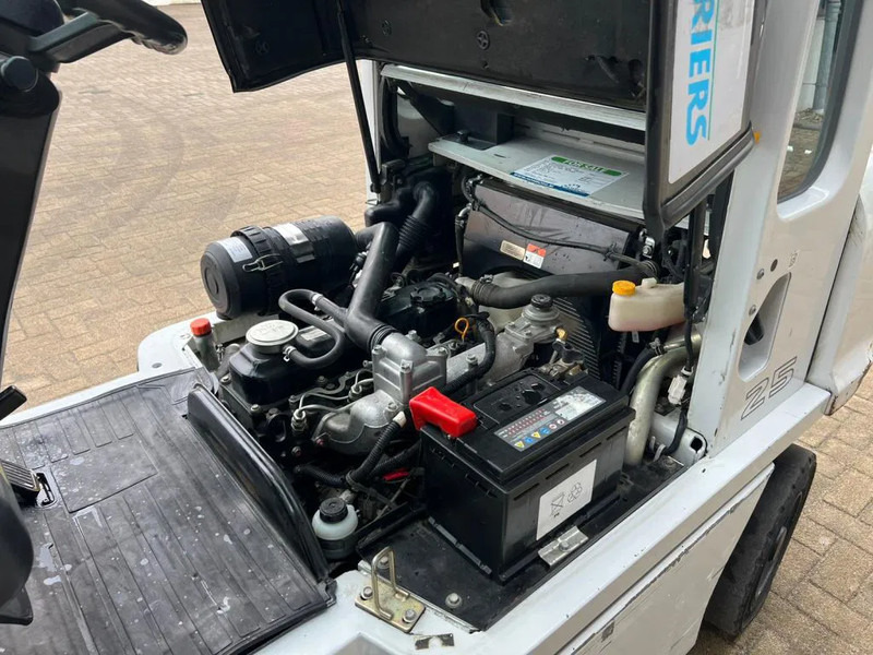 Nissan Uni Carriers 2.5 ton diesel Y1D2A25Q Nissan 2.5 ton Duplex Sideshift Diesel Heftruck - Xe nâng diesel: hình 4 Nissan Uni Carriers 2.5 ton diesel Y1D2A25Q Nissan 2.5 ton Duplex Sideshift Diesel Heftruck - Xe nâng diesel: hình 4