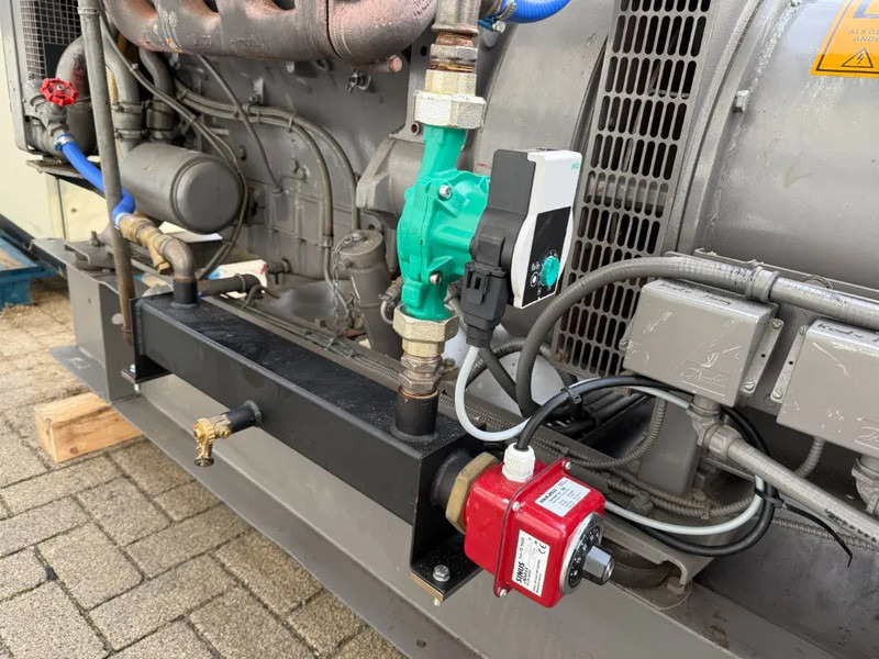 Bộ phát điện Perkins Stamford 125 kVA noodstroom aggregaat generatorset as New ! 176 hours !: hình 20