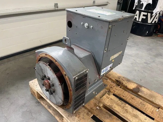 Stamford 70 kVA generatordeel UCI224F1 - Bộ phát điện: hình 2 Stamford 70 kVA generatordeel UCI224F1 - Bộ phát điện: hình 2
