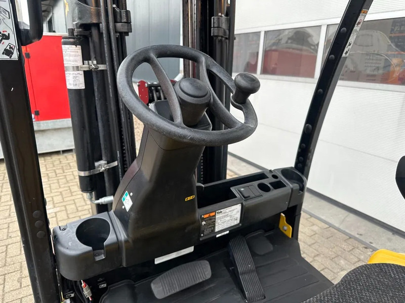Xe nâng điện Yale ERP22VL 2.2 ton Triplex Freelift Sideshift Elektra Heftruck Accu 2022: hình 16 Xe nâng điện Yale ERP22VL 2.2 ton Triplex Freelift Sideshift Elektra Heftruck Accu 2022: hình 16