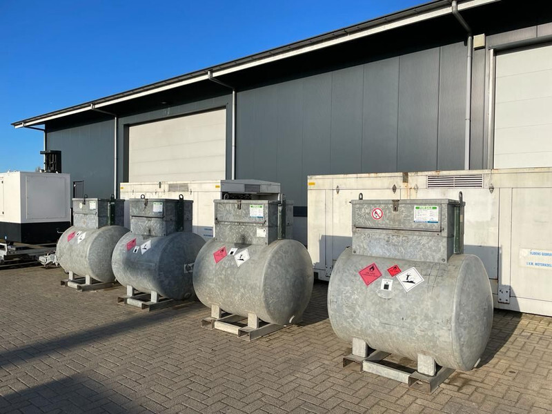 Dieseltank Rietberg 1000 liter Dieseltank Gegalvaniseerd - Bồn chứa: hình 2 Dieseltank Rietberg 1000 liter Dieseltank Gegalvaniseerd - Bồn chứa: hình 2