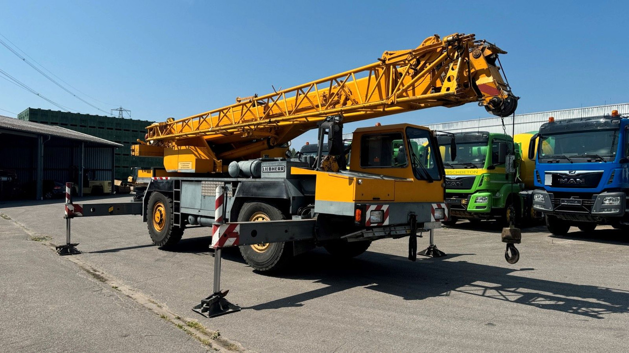 Liebherr LTM 1025 Mobilkran 40m Doppelklappspitze - Xe cẩu tự hành: hình 1 Liebherr LTM 1025 Mobilkran 40m Doppelklappspitze - Xe cẩu tự hành: hình 1