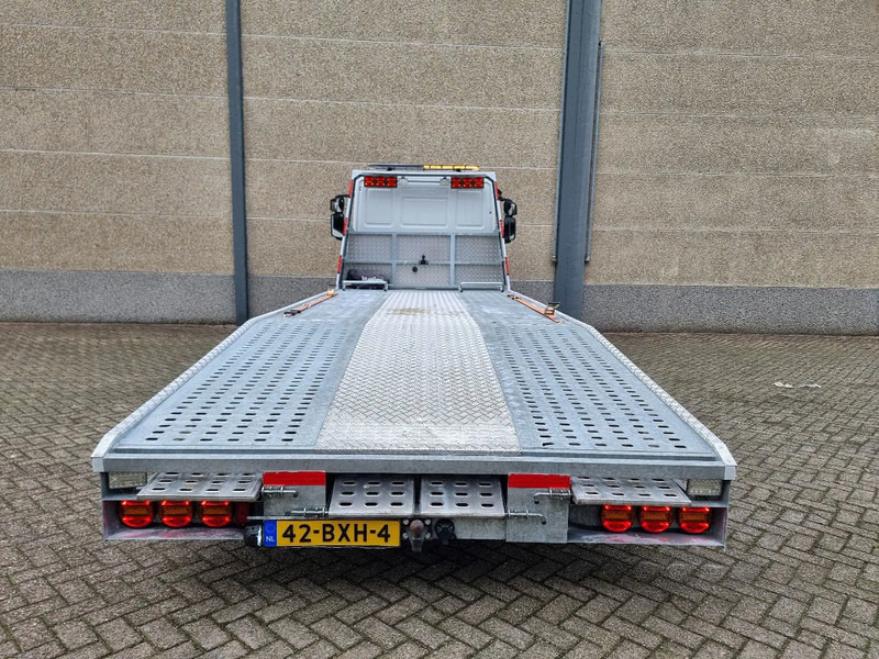 Iveco EuroCargo 80 E6 80E19 - Xe tải chuyên chở tự động: hình 5 Iveco EuroCargo 80 E6 80E19 - Xe tải chuyên chở tự động: hình 5