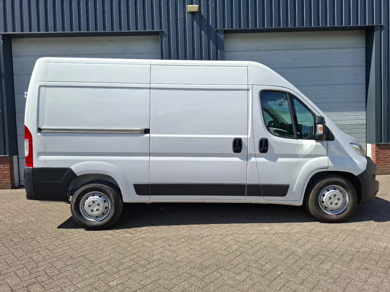 Opel Movano elektrisch ongebruikt! - Xe van chở hàng, Xe van điện: hình 4 Opel Movano elektrisch ongebruikt! - Xe van chở hàng, Xe van điện: hình 4