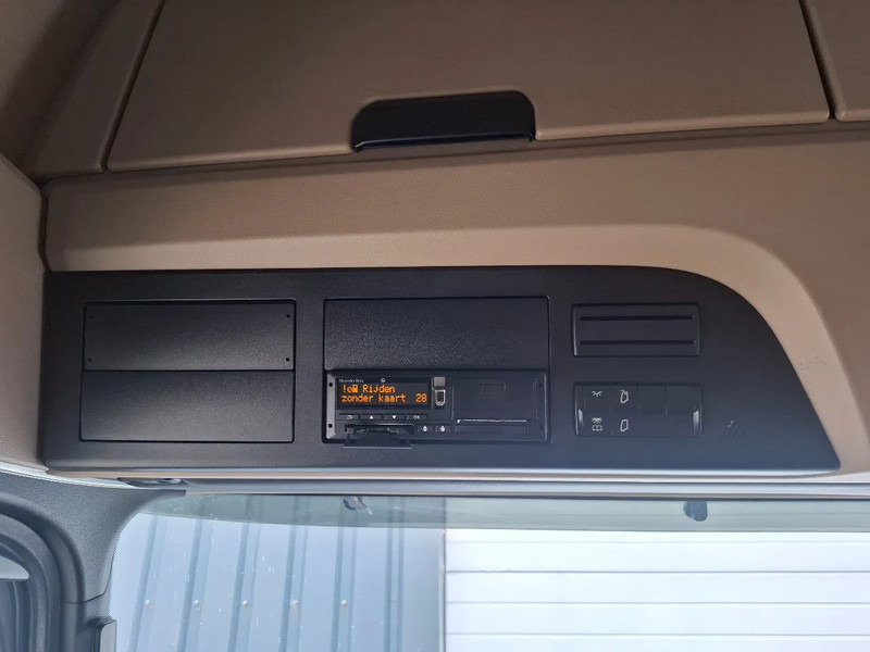 Xe đầu kéo Mercedes-Benz Actros 1845 GIGASPACE more pcs in stock: hình 15