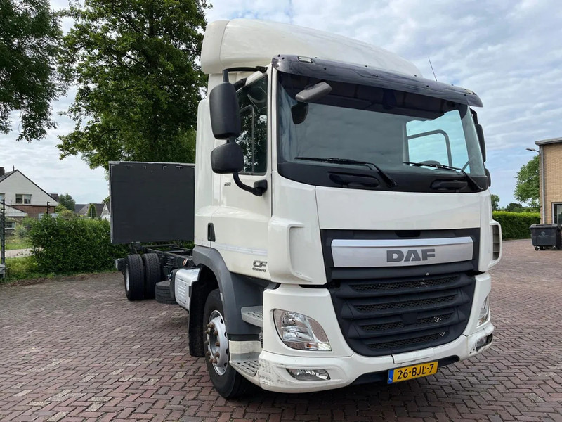 DAF CF 260 CF 260 FA CHASSIS CABINE EURO 6 - Xe tải khung gầm: hình 2 DAF CF 260 CF 260 FA CHASSIS CABINE EURO 6 - Xe tải khung gầm: hình 2