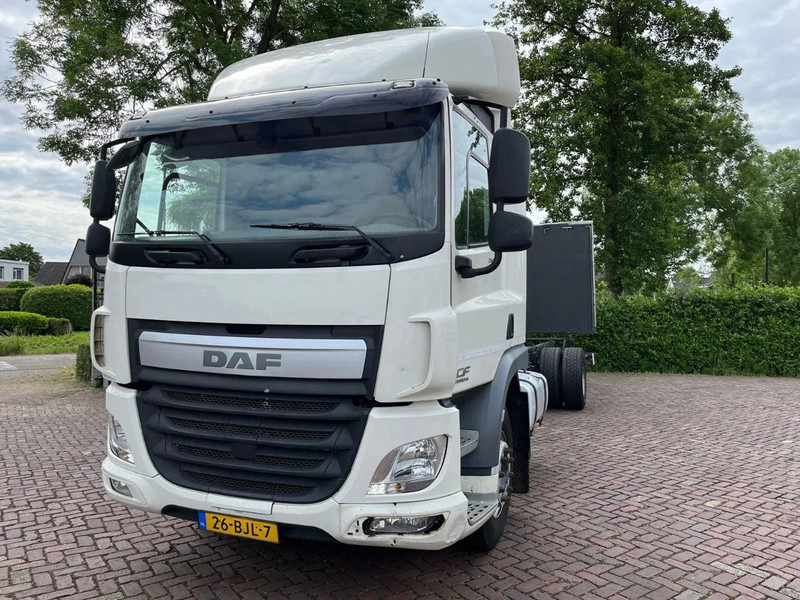DAF CF 260 CF 260 FA CHASSIS CABINE EURO 6 - Xe tải khung gầm: hình 4 DAF CF 260 CF 260 FA CHASSIS CABINE EURO 6 - Xe tải khung gầm: hình 4