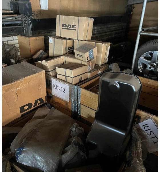 DAF diverse NOS oude voorraad nieuwe delen - Miếng đệm động cơ cho Xe tải: hình 1 DAF diverse NOS oude voorraad nieuwe delen - Miếng đệm động cơ cho Xe tải: hình 1