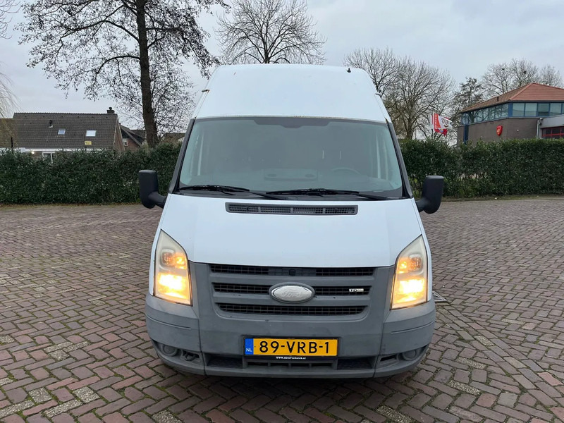 Ford Transit 280M FD VAN 85 HR 4.23 - Xe van nhỏ gọn: hình 3 Ford Transit 280M FD VAN 85 HR 4.23 - Xe van nhỏ gọn: hình 3